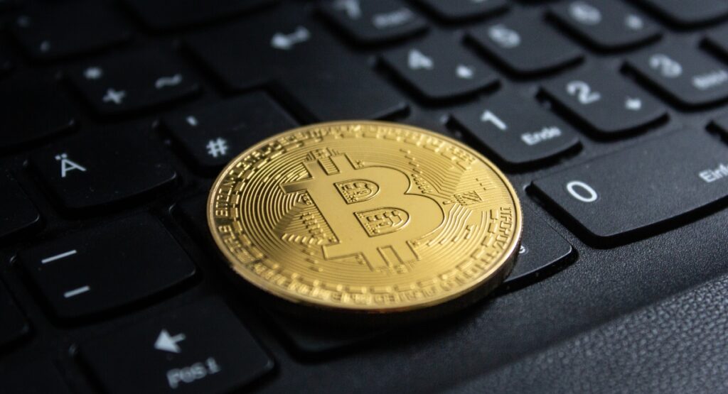 Especulación impulsa el precio del Bitcoin, afirma Bill Gates