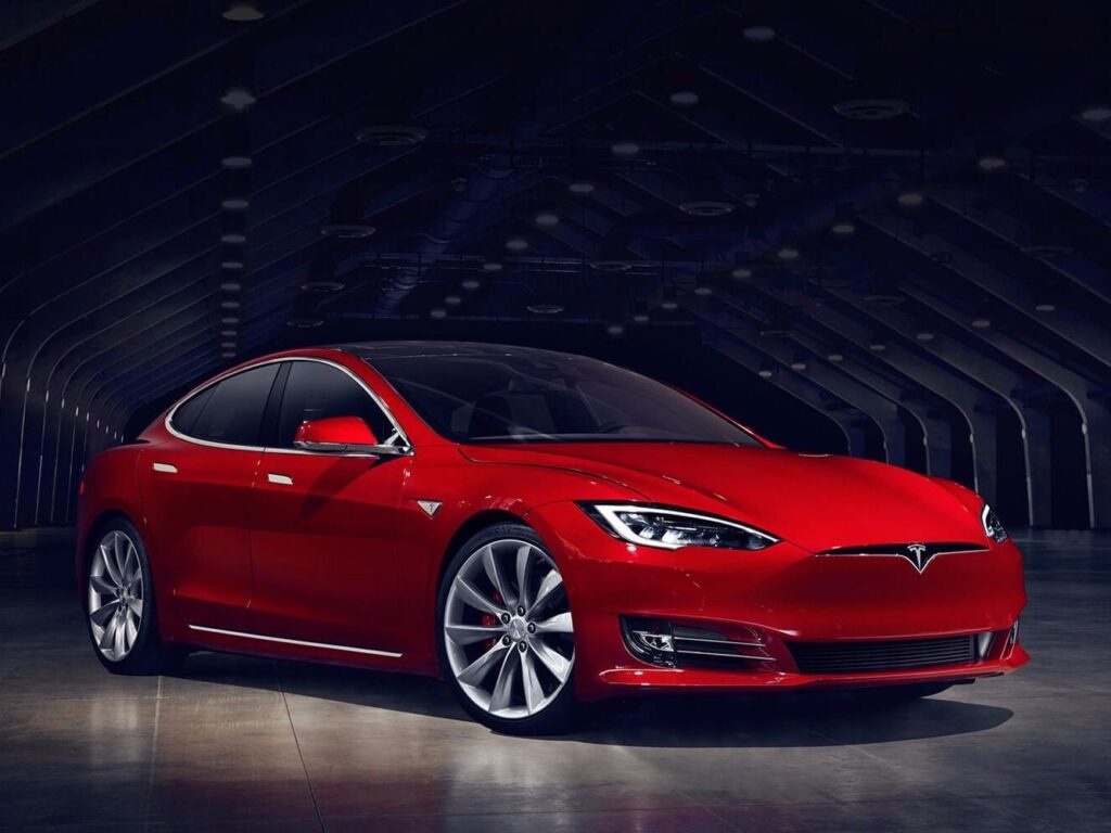 Ya es posible comprar un Tesla con bitcoin en EE. UU.
