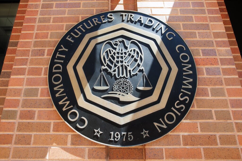 CFTC multa a Coinbase por 6.5 millones de dólares