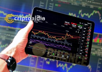 «Binance y la Banca Tradicional: CEO Changpeng Zhao Desmiente Rumores de Adquisición Bancaria»