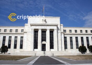 «Cambio en el Horizonte: Predicen Aumento de Tasas de Interés del 6% por la Reserva Federal»