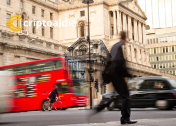 «Banco de Inglaterra Lanza Nuevo Golpe contra la Inflación: Eleva Tasas de Interés al Mayor Nivel en 15 Años»