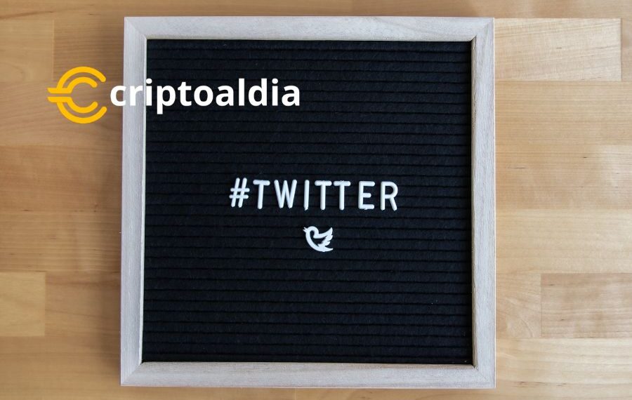 «Elon Musk enfrenta críticas por limitar lecturas diarias en Twitter: ¿Protección de datos o censura?»