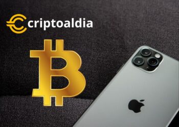 De iPhones a Criptomonedas: ¿Cuántos BTC y ETH Costaría el iPhone 15 a lo Largo de los Años?