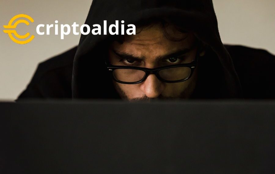 «Departamento de Justicia persigue $5.2 millones en Bitcoin: Joven hacker bajo la lupa por lujosos desvíos»