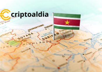 «Surinam Rompe Moldes: Planea Invertir el 1% de sus Reservas en Bitcoin»