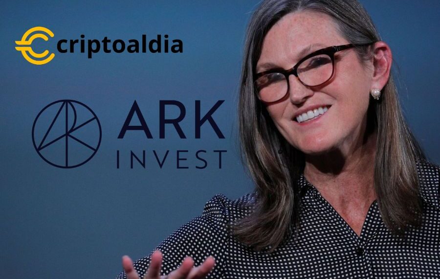 ARK Desinvierte en Coinbase, Superando los USD $200 Millones en Transacciones de Diciembre