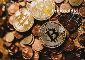 Bitcoin retrocede $67.000 tras acercarse al umbral de los $70.000
