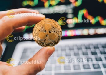 ¡XRP Rompe Barreras: Supera los $3 por Primera Vez en Años! 🚀