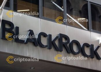 LARRY FINK Y BLACKROCK: LA TOKENIZACIÓN REVOLUCIONARÁ LOS MERCADOS FINANCIEROS