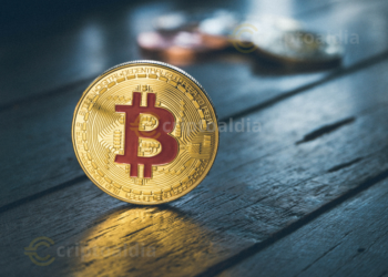 Bitcoin bajo resguardo: EE. UU. bloquea sus ventas y el mercado apunta a los $140,000 con señales técnicas de ruptura